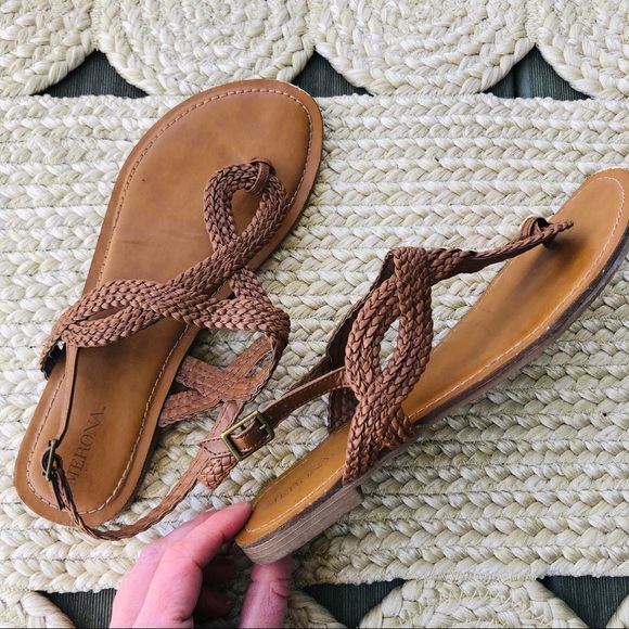 brown braided ankle strap thong sandals / size 8 - Picture 3 of 3